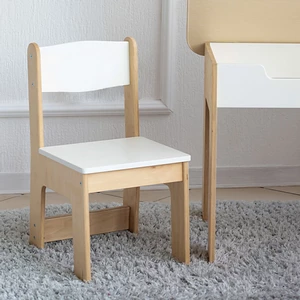 Kindertisch und Stuhl, Kindertisch, Kinderstuhl im Zimmer, Stühle für das Spielzimmer, Tisch im Kinderzimmer, Möbel für Kinder, Tisch und Stuhl für das Kind, Tisch für Kreativität, Tisch zum Zeichnen, Tisch für Spiele